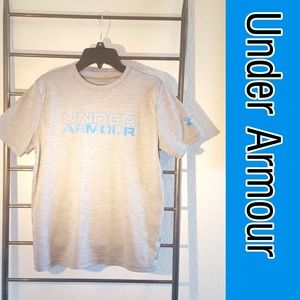 Under Armour short sleeve loose fit T 👕